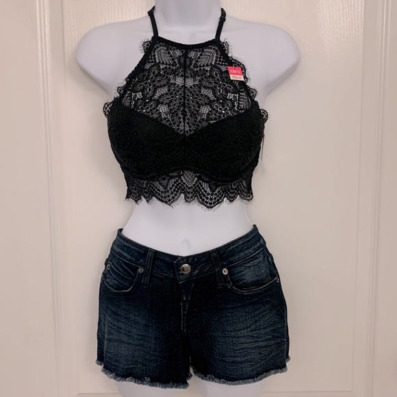 Bebe Raw Edge Icon Shorts - Picture 2 of 7